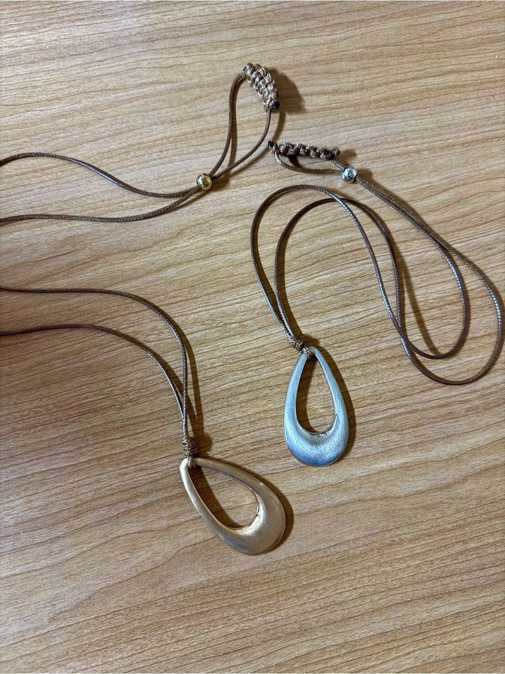 (TWO) Adjustable Teardrop Pendant Necklace in Gold and Silver - Women Jewelry